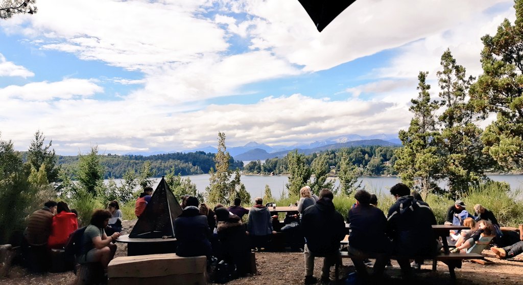 tamaramos22's tweet photo. El momento, tiempo o lugar perfecto no existe...
Pero para mí recibir mis 34 años, en el verano patagónico y en uno de los paisajes más hermosos... Si lo ES!
#vacaciones2022 #bariloche #patagoniaargentina #microcerveceria #km247 #circuitochico https://t.co/i2WjTN69yh