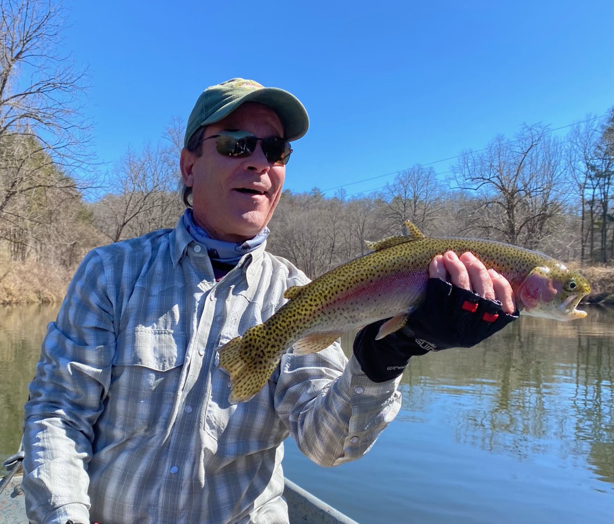 TuckRiverClub's tweet photo. Mid to late February fishing is smoking hot right now!

#TuckFlyShop #WNCFlyFishingTrail #DiscoverJacksonNC #NCTroutCapital #SylvaNC #BrysonCity #FlyFishing #HayNow #Waynesville #HaywoodCountyNC #GreatSmokyMountains https://t.co/hbG80BxuAH