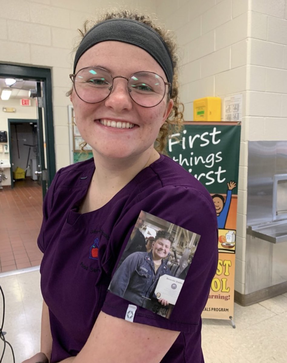 Cherokee_JCS's tweet photo. We looooove Ms. Marly! A creative twist to include her real twin! ⭐️⭐️ https://t.co/qGHUamlCph