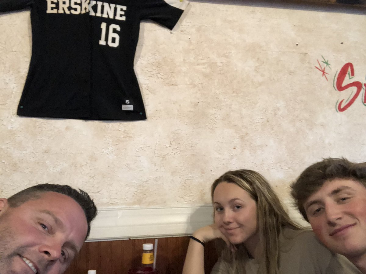 Met these two in Honea Path for supper for Mexican.  What are odds??😂<a href="/PaytonCox7/">Payton Cox</a>