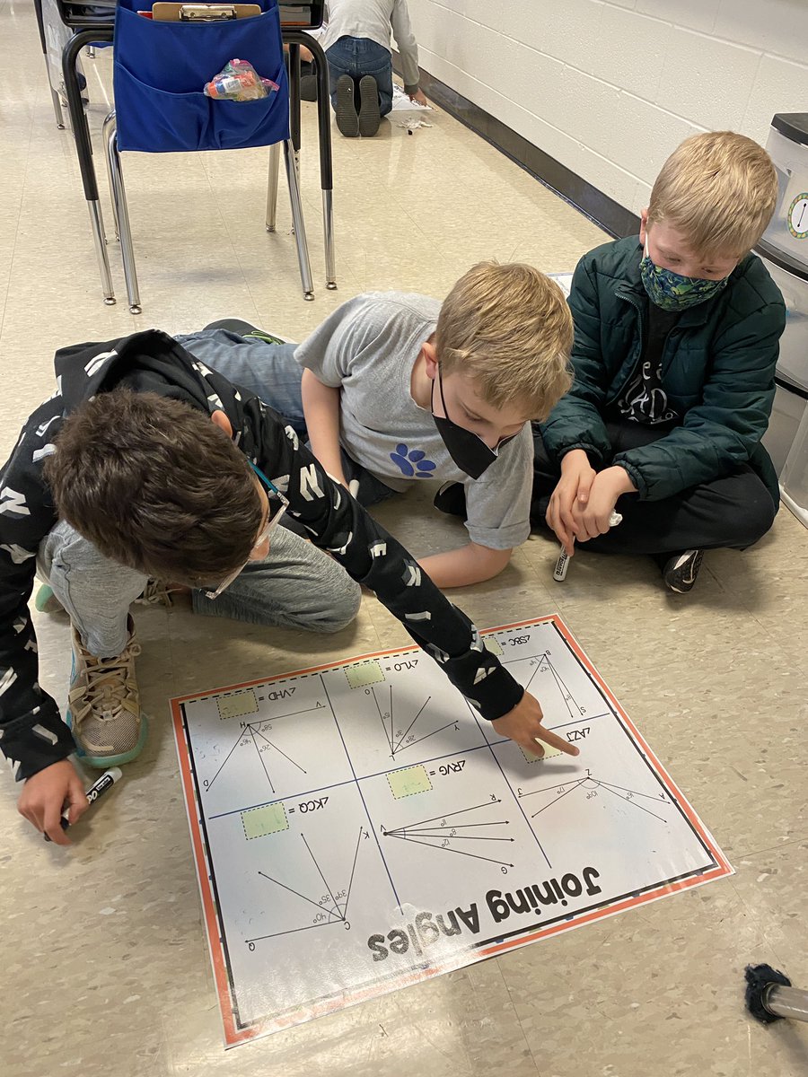 jiffer210's tweet photo. Had fun visiting classrooms today learning about missing angles in 4th grade. #NoPlaceIdRatherB #BLESsed https://t.co/qeUi5Xrgkf