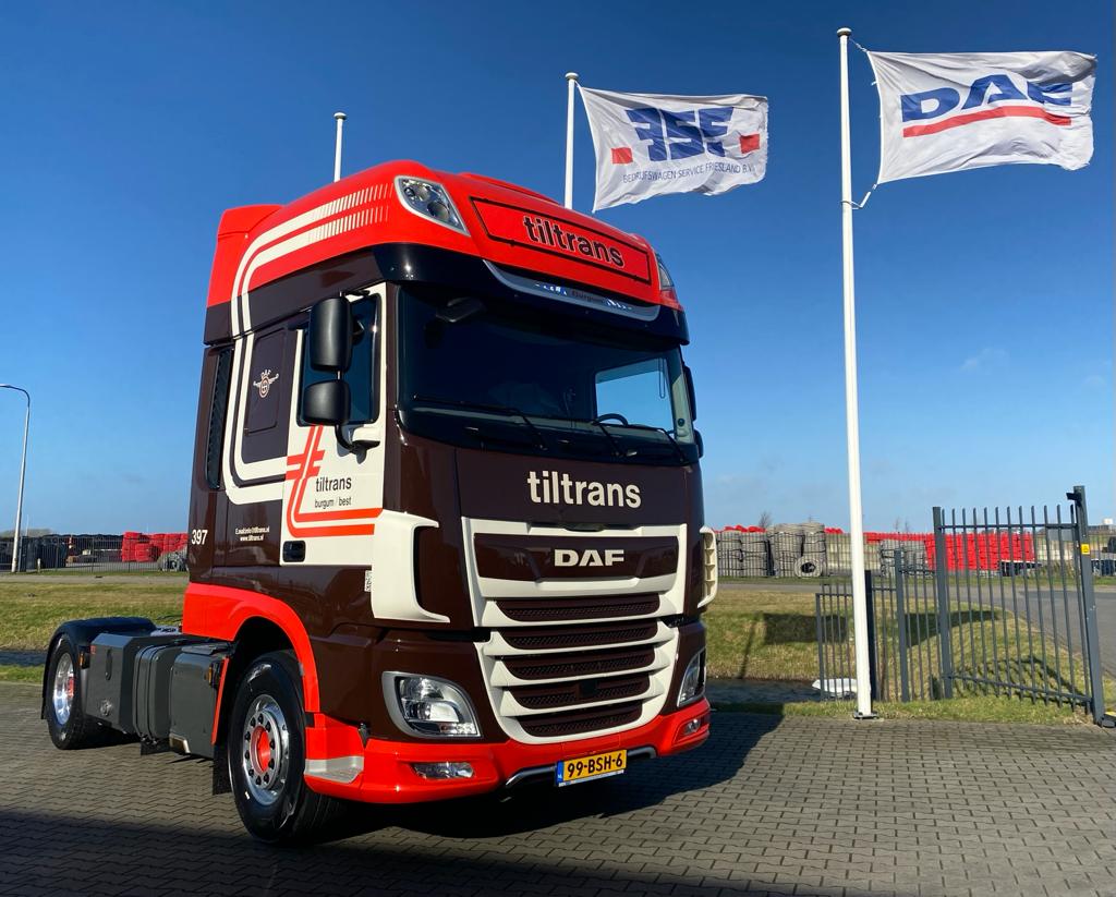 BSFTrucks's tweet photo. Nieuwe DAF XF Super Space Cab voor Tiltrans! https://t.co/cFt0TWgMEI https://t.co/h5mFODvFcH