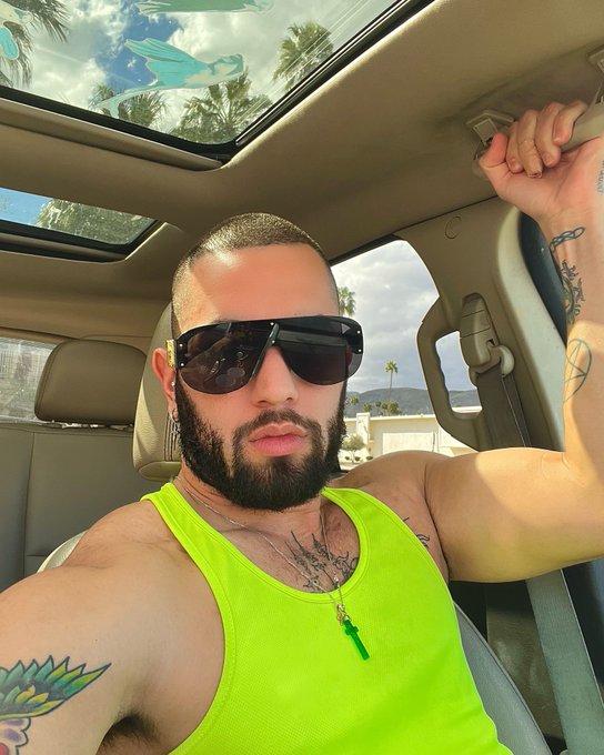 Hey Palm Springs x https://t.co/yZkUHiGYuS
