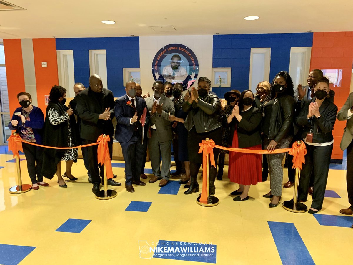 RepNikema's tweet photo. As a former special needs educator, I know all children can succeed when given tools to thrive. The @JLewisInvictus Student &amp; Community Service Center will serve and support children and families in a #BelovedCommunity . Thank you @apsupdate and all those who made this possible! https://t.co/cKgAel3BKK