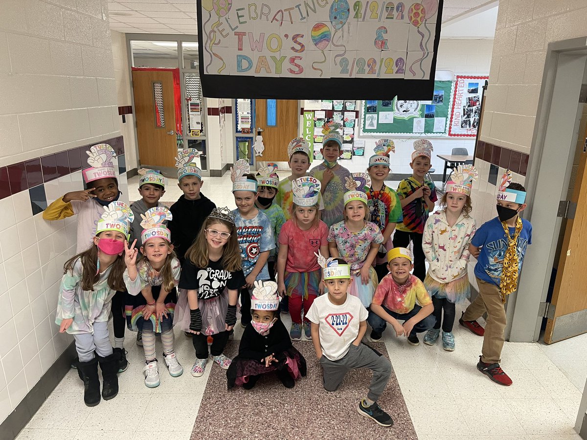 herbertjen23's tweet photo. What an amazing day celebrating 2-22-22!@RoundHillES https://t.co/GezH5iMmYv