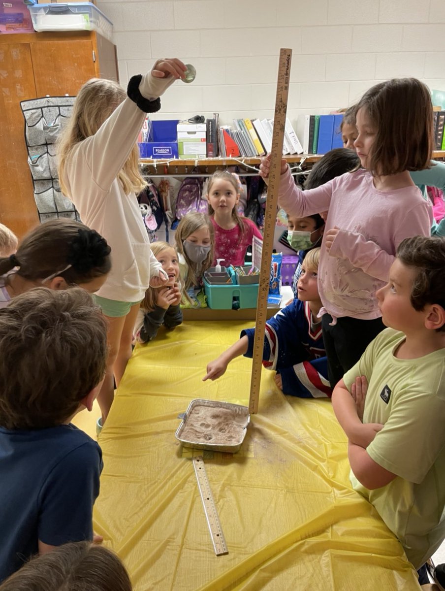 rimaharp's tweet photo. Making craters! 1-2-3 BAM! #mpesem @MPE_Mustangs @TamezMPE https://t.co/Ph9gQqi5wN
