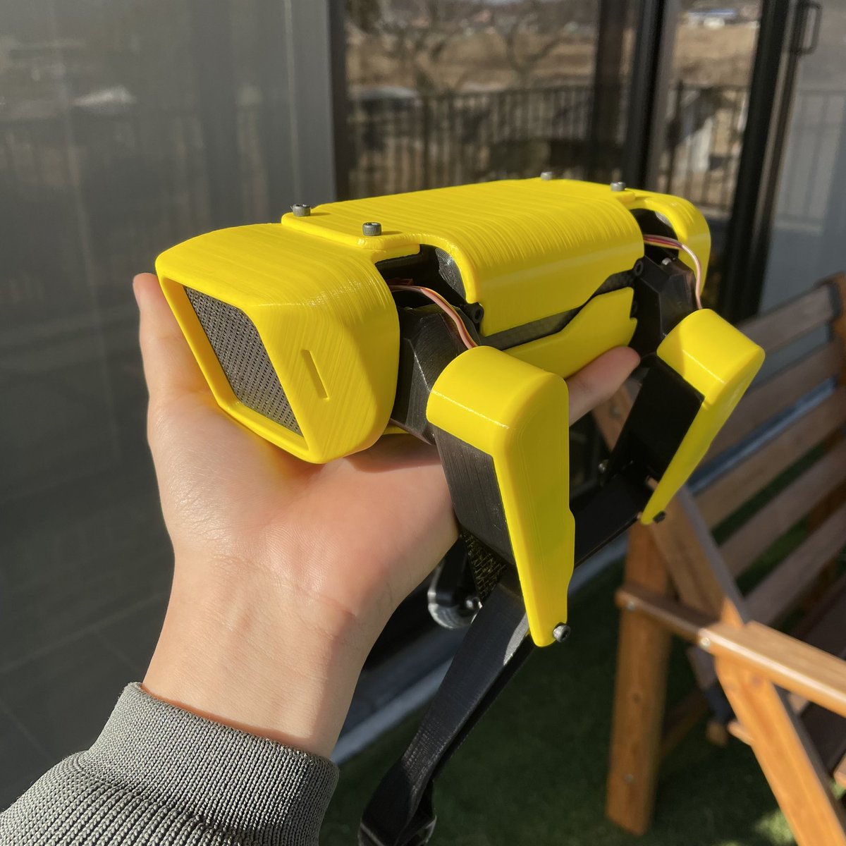 dykim0523's tweet photo. 첫 외출
#spotnano #spotmicro #RaspberryPi #3dprinting #robot #Robotics #3dprint https://t.co/dKYMOAGJRx