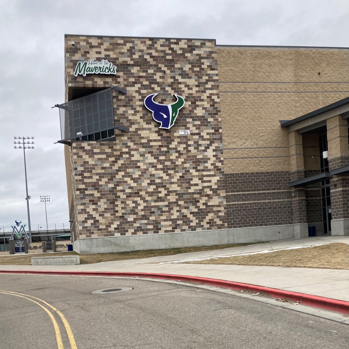 CoachWhite1986's tweet photo. Exciting news to share. First day for me at Mountain View 🏈! Couldn’t be more pumped. Time to get to work! @mvmavericks 
HORNS UP!! 🤘🏼 https://t.co/GFUgL3cYpC