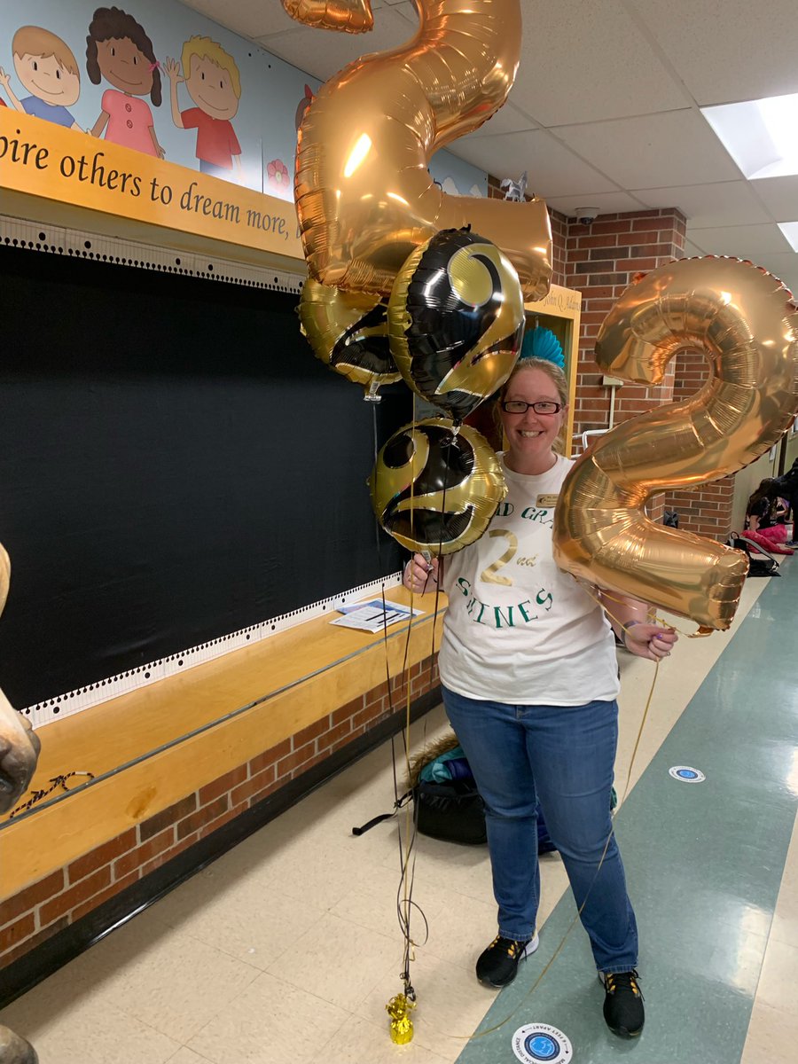 Happy Twosday from the Shepard 2nd Grade Team!! Fun day celebrating 2-22-22 @shepardshines