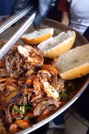 PasargadCcs's tweet photo. Shawarburguers 🥳🤩😎💥

Combínalos como quieras 

Mira el video en nuestro IG:

https://t.co/LghY3xq6ZB https://t.co/cWhhMvTn4f