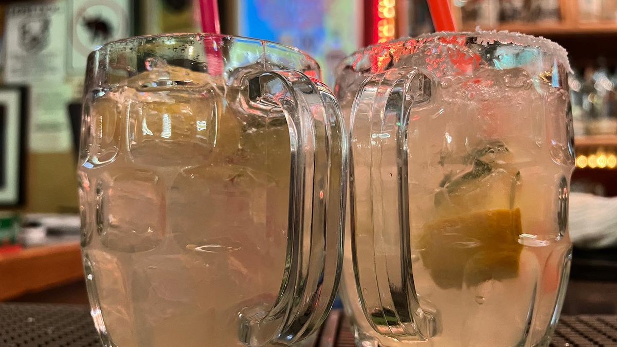 eladobecafe's tweet photo. #HappyHour is going until 6p but that doesn’t mean #NationalMargaritaDay stops then. We’re pouring ‘til close. Come down! 

#Delicious #Margs #Margarita #Margaritas #ElAdobéReno #MidTownReno #BiggestLittleCity #HomeMeansNevada #MidTownDistrictReno https://t.co/9m3oFWVHpi