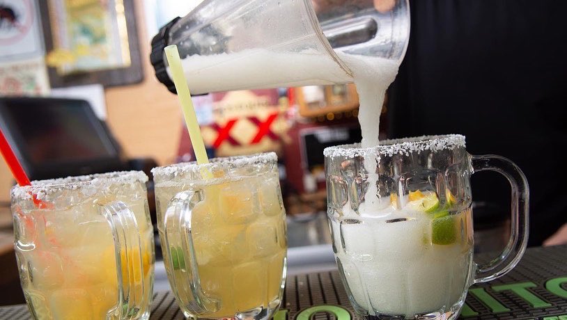 eladobecafe's tweet photo. #HappyHour is going until 6p but that doesn’t mean #NationalMargaritaDay stops then. We’re pouring ‘til close. Come down! 

#Delicious #Margs #Margarita #Margaritas #ElAdobéReno #MidTownReno #BiggestLittleCity #HomeMeansNevada #MidTownDistrictReno https://t.co/9m3oFWVHpi