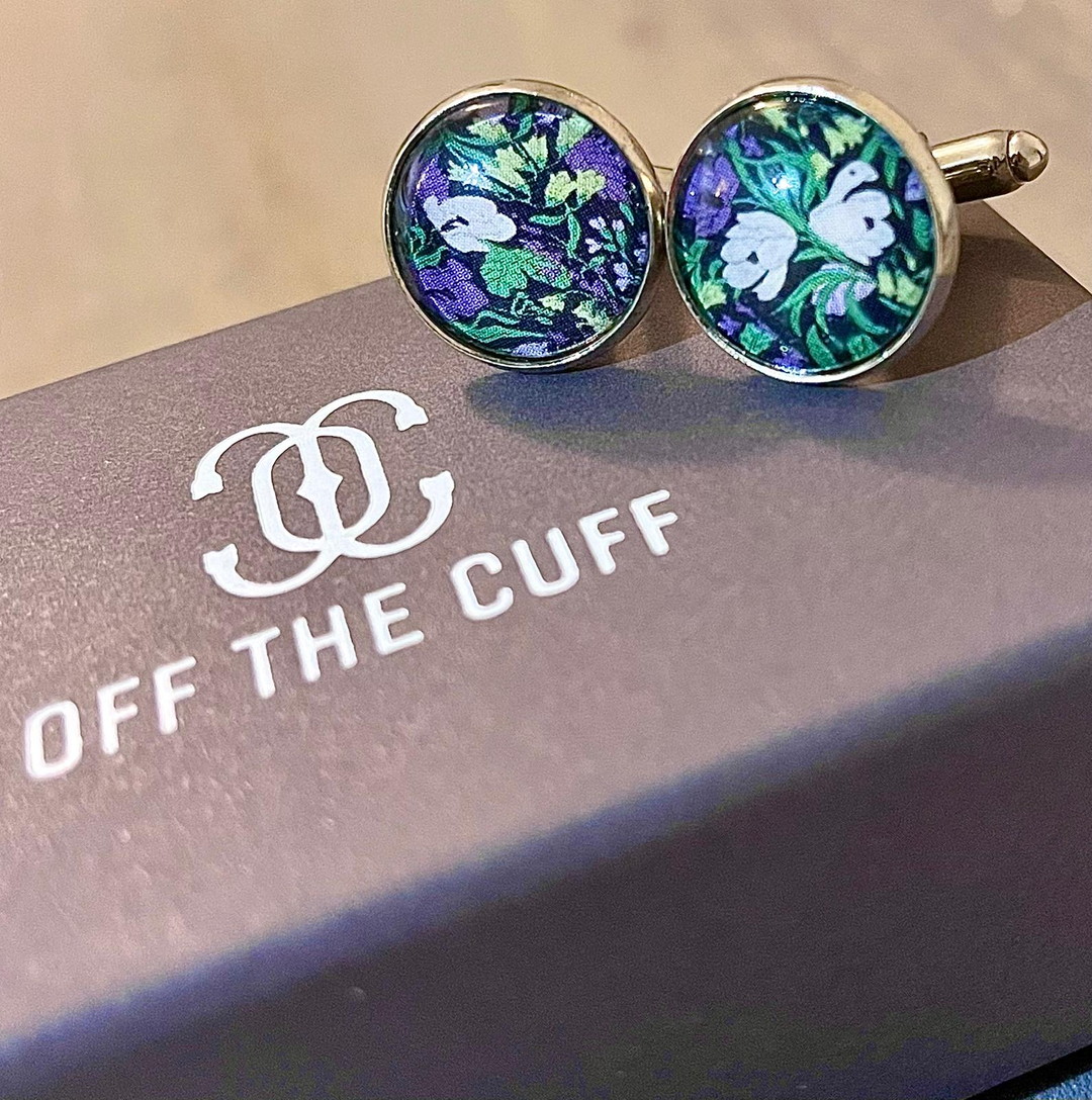 LuxeGiftsUk's tweet image. Add style, sophistication or a dash of fun to your suited and booted look with our eclectic range of cufflinks. From traditional to quirky, you’re sure to find the perfect pair for work and play.
luxegifts.uk/blogs/all-blog…
#cufflin