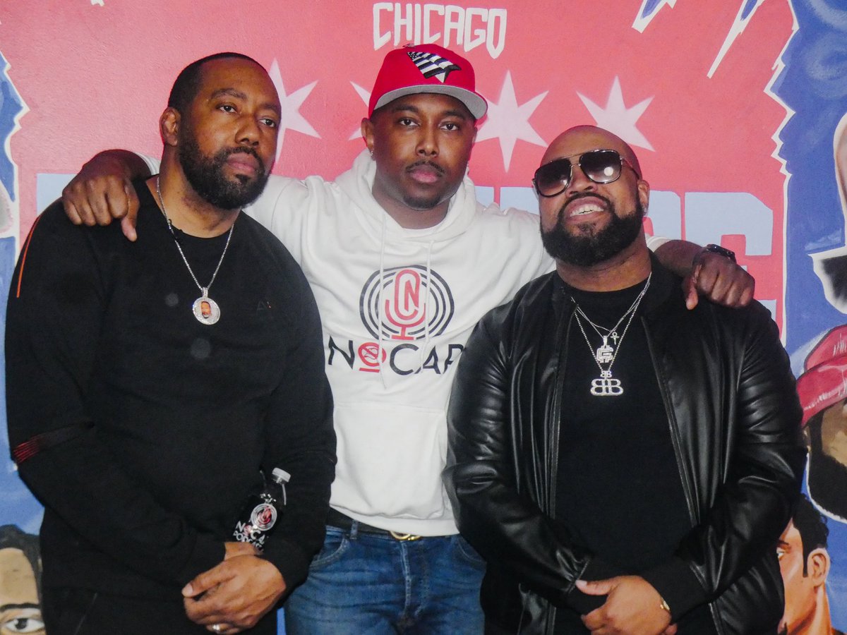 ChicagoKingDave's tweet photo. Members Only 💙 @noocappodcast x @larryhooverjr_ x @directorwillgates #NoCapPod #FreeLarryHoover https://t.co/WaPIGwFVuL