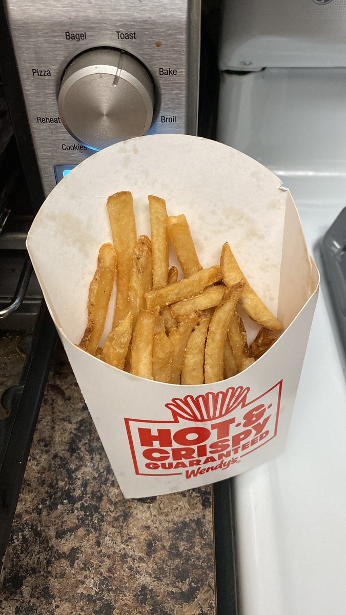 bamfinster's tweet photo. So glad I got a large fry @Wendys 🙄 https://t.co/9rl6VkzPam