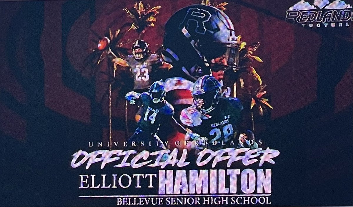 ElliottHamilt10's tweet photo. After a great visit with @UR_CoachGood, @UR_OLine, and the rest of the Redlands’ staff, I am thankful to receive an offer to continue my football career at the University of Redlands! @BellevueFB @CoachMcKinney20 @RylandSpencer @PNWSports_ @PrepRedzoneWA https://t.co/Maj3anxnTK