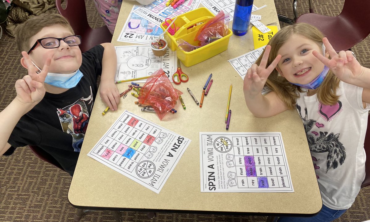 MrsLHouser's tweet photo. We LOVED Twos-Day! ✌🏼 
@Central_MCSD @MiddletownOH https://t.co/1EnOaYSDA0