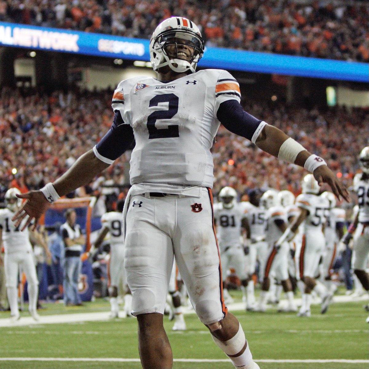 AuburnFootball's tweet image. Happy 2️⃣uesday!

2/22/22

#WarEagle | @CameronNewton