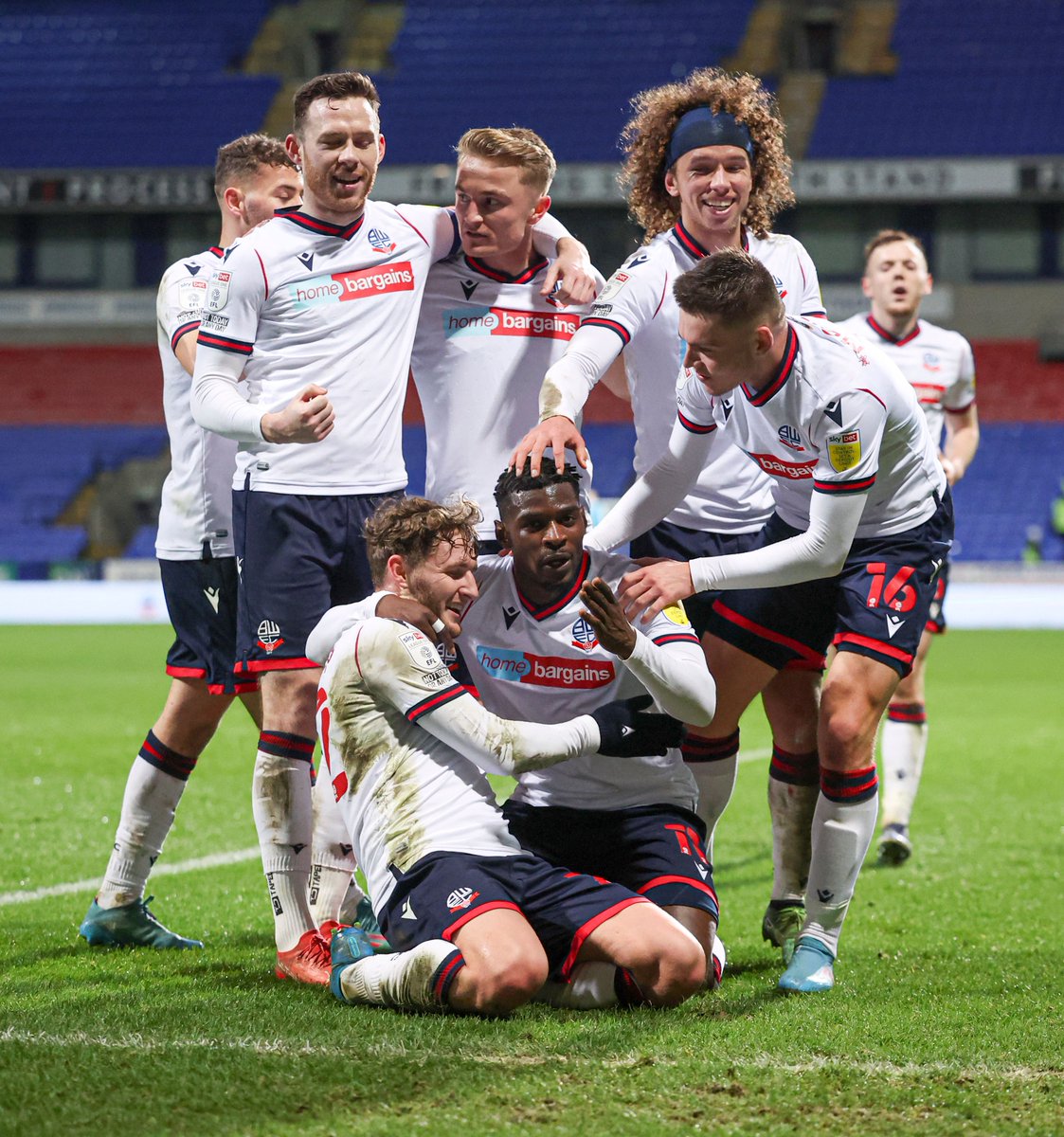 кембридж юнайтед линкольн сити. Queens park northampton. кембридж юнайтед линкольн сити. блэкпул фк. кембридж юнайтед линкольн сити.