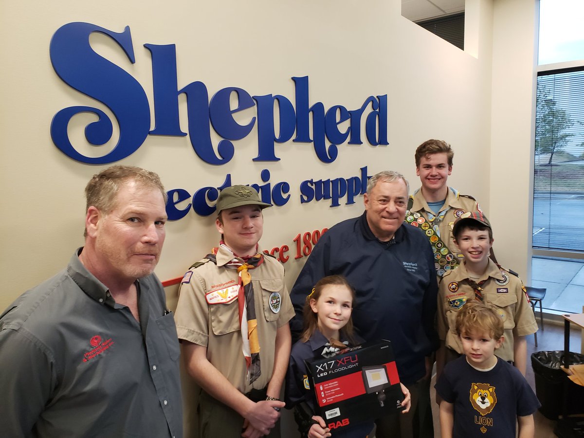 BSATroop454's tweet photo. Scouts are Helpful but the folks at @ShepherdElec and #PhoenixSales are truly Kind! They worked with the troop and Cub Scout Pack 454 in Davidsonville, MD to provide a great deal on @RABLighting help us improve the Scout Hut where we meet. We are very #thankful https://t.co/h2VQ37026Z