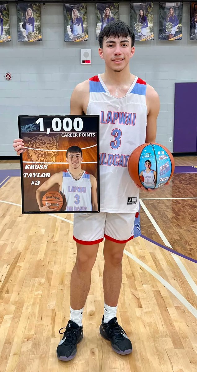 Congratulations to Kross Taylor (Yakama), out of Lapwai HS in Idaho, who scored his 1,000th career point in last nights district semifinal game where Lapwai took the win.
#NativePreps #Yakama #Lapwai