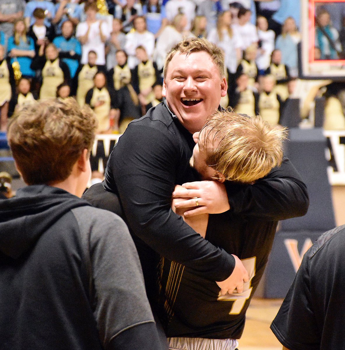 winfreyjake's tweet photo. ‘IT’S JUST AMAZING’: Cullman knocks off Scottsboro 75-58 for Northwest Regional title, heads to state tournament for first time since 1932
https://t.co/IvVQTEW5VS https://t.co/13Pcv4ktfR