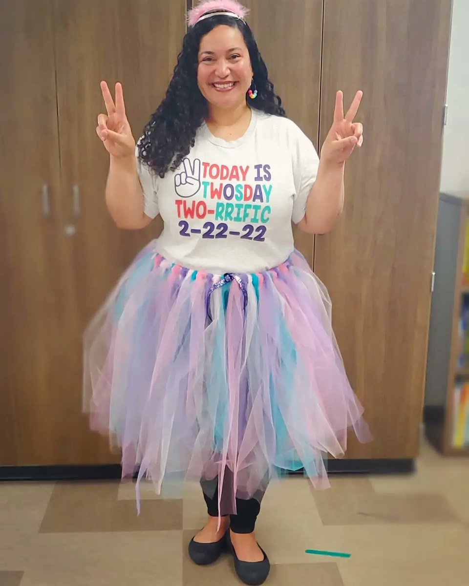SnapClapPat's tweet photo. Happy #TWOSday Everyone!!! 2-22-22 #TutuTuesday #TiaraTuesday
#TwosdayTuesday
#TwoTwentyTwoTwentyTwo https://t.co/dmoQCyoK2q