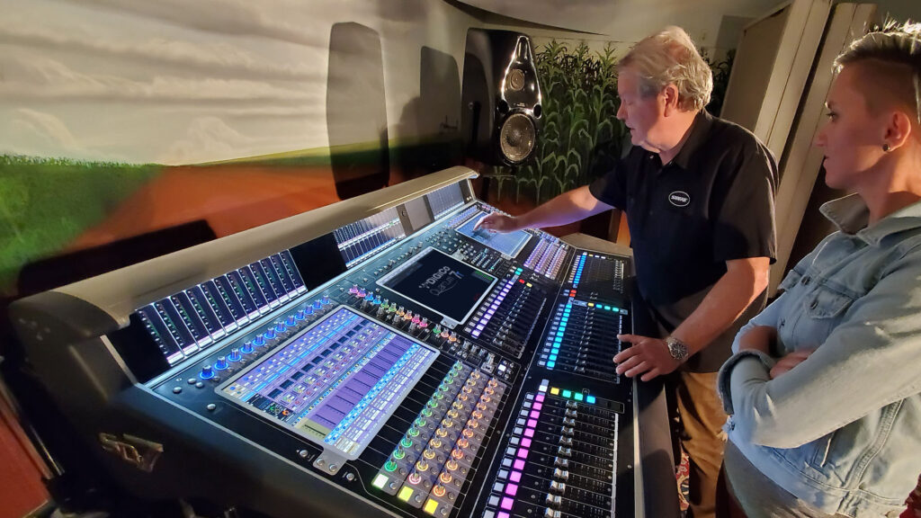 PrairieSunRecording tweet media