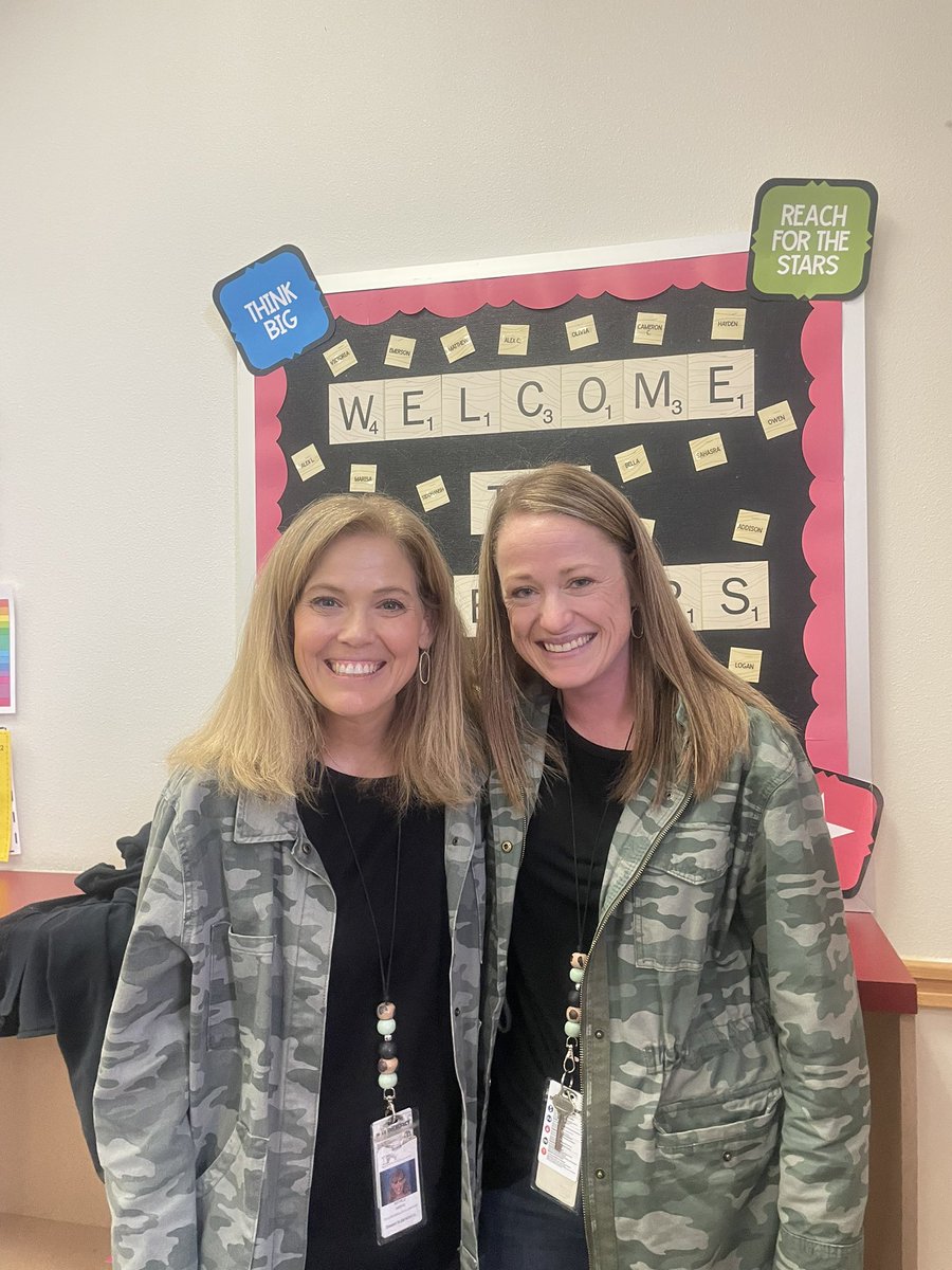 Twinning on TWOsday with my bestie! 👯‍♀️ @mrsweeks5th <a href="/SparksElemFISD/">Sparks Elementary</a>