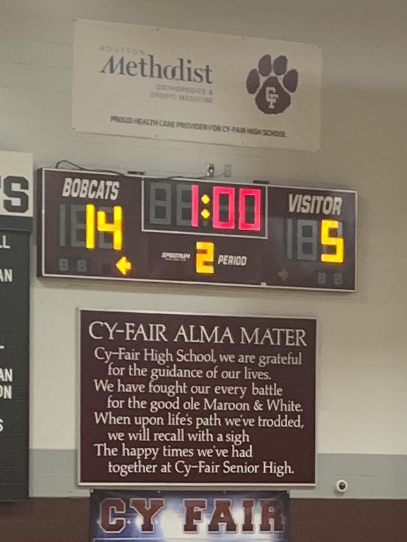 MaureenHunter53's tweet photo. Klein vs Langham creek first playoff. End of the first 14-5 LC. https://t.co/lg9dHqiQR8
