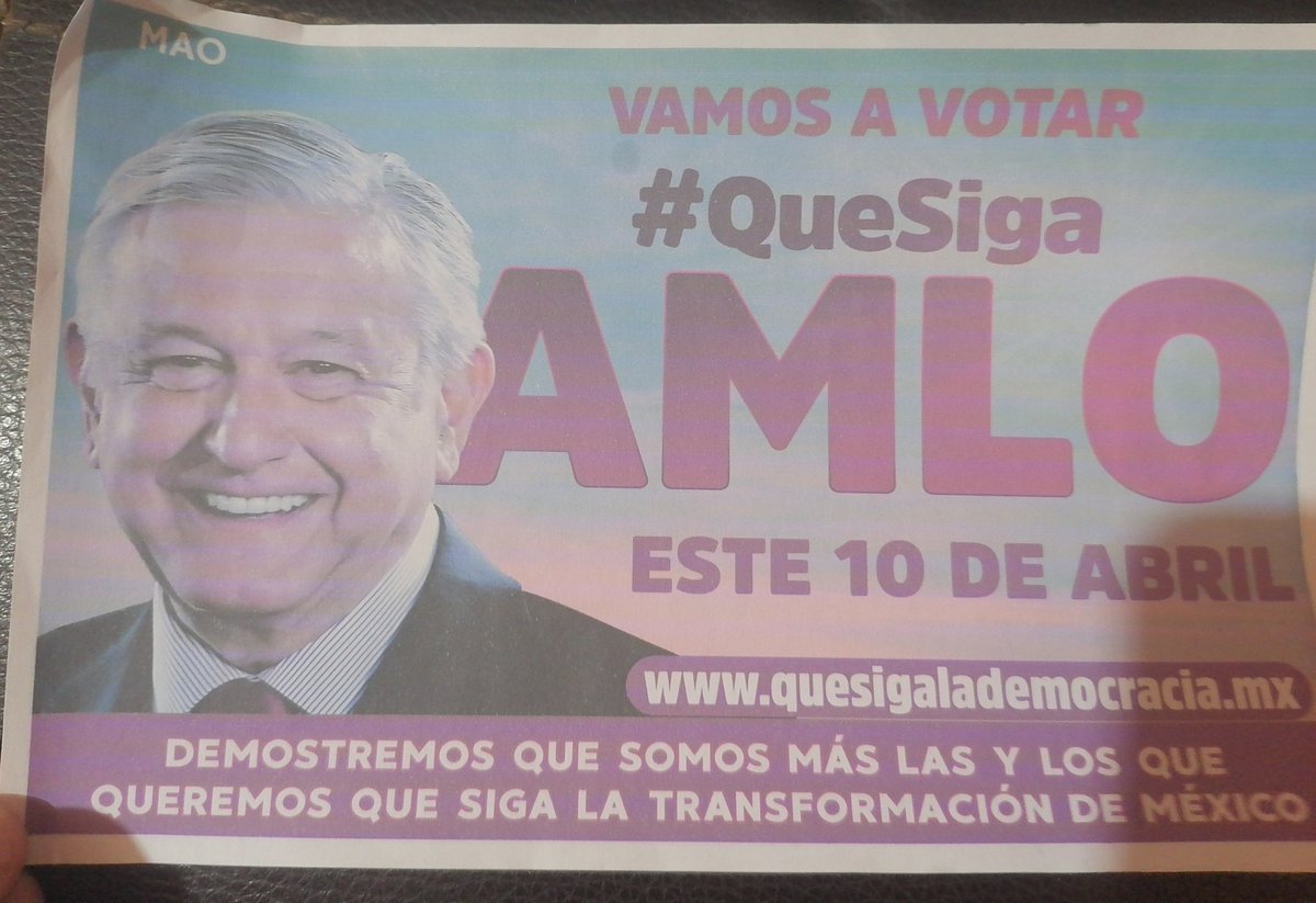 zelmiuxa's tweet photo. @INEMexico una pregunta ¿es legal que se reparta esta propaganda por las casas? https://t.co/xzv45JYNFg