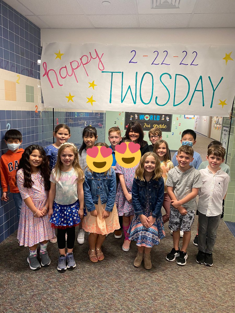 cpeshmoore's tweet photo. My 2nd graders did so many fun things today on “2’s Day” 2-22-22💕🎉I hope the activities we did today stay with them a lifetime. One of the best was trying to guess who was who when they were 2🤔🧐I even found my 2 year old pic🎉@TISDCPES https://t.co/P7mD6ChphA