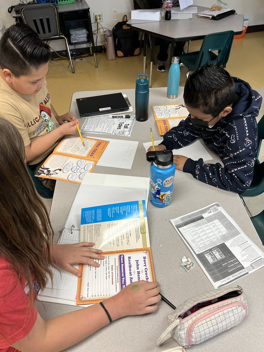 Ss becoming the teacher this week! They are creating a lesson over a type of traditional literature to teach the class BEFORE they start writing their own traditional literature! #mpesLeadTheWay <a href="/ParkwayBulldogs/">Magnolia Parkway</a>