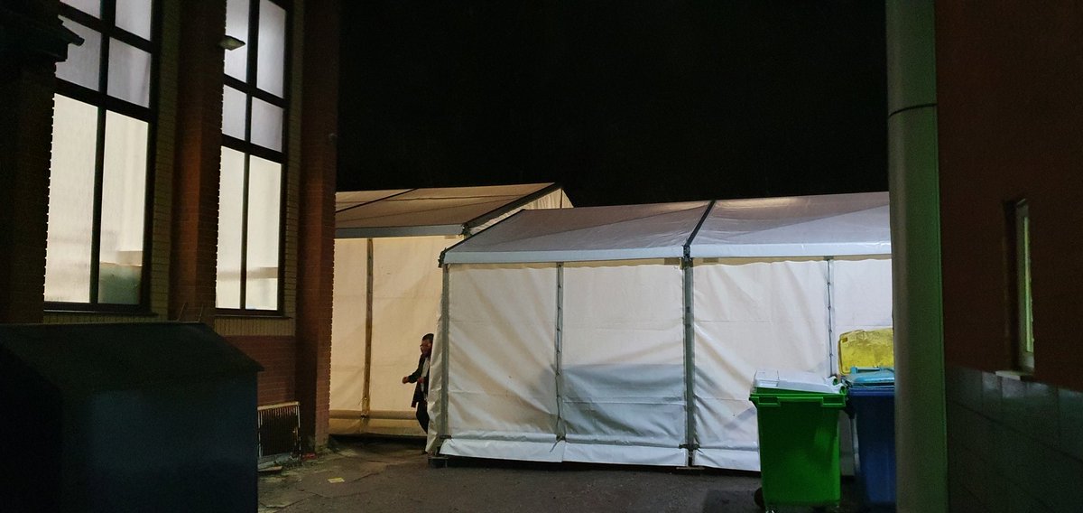 SatmarMCR's tweet photo. Preparations for Rabbis visit. https://t.co/vJIxY2SYY6