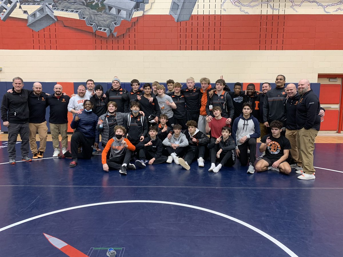 The Barbs are headed to team state after a 63-12 win over Conant! @1BarbAthletics #1barb #proudlydekalb