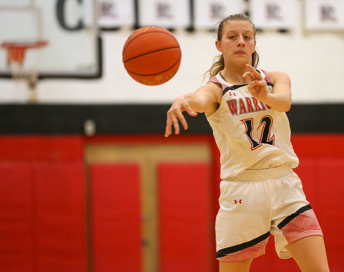 Elizabeth Forward defeated Central Valley 75-41 in the First Round of the WPIAL 4A Playoffs on Feb. 22nd, 2022 at Elizabeth Forward High School. 

#4 Elizabeth Forward will face #3 seed Beaver in the Quarterfinals on Friday night.