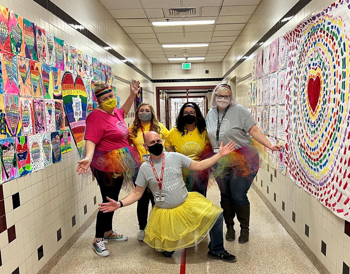 WHESMediaFCPS's tweet photo. The WHES TuTu Crew celebrated 2.22.2222 in style! And T-shirts made by our fantastic PTA.   School spirit at its best! 🌈 @AmyForsythFCPS @mrsstieglerFCPS https://t.co/A9ue1MnVV3