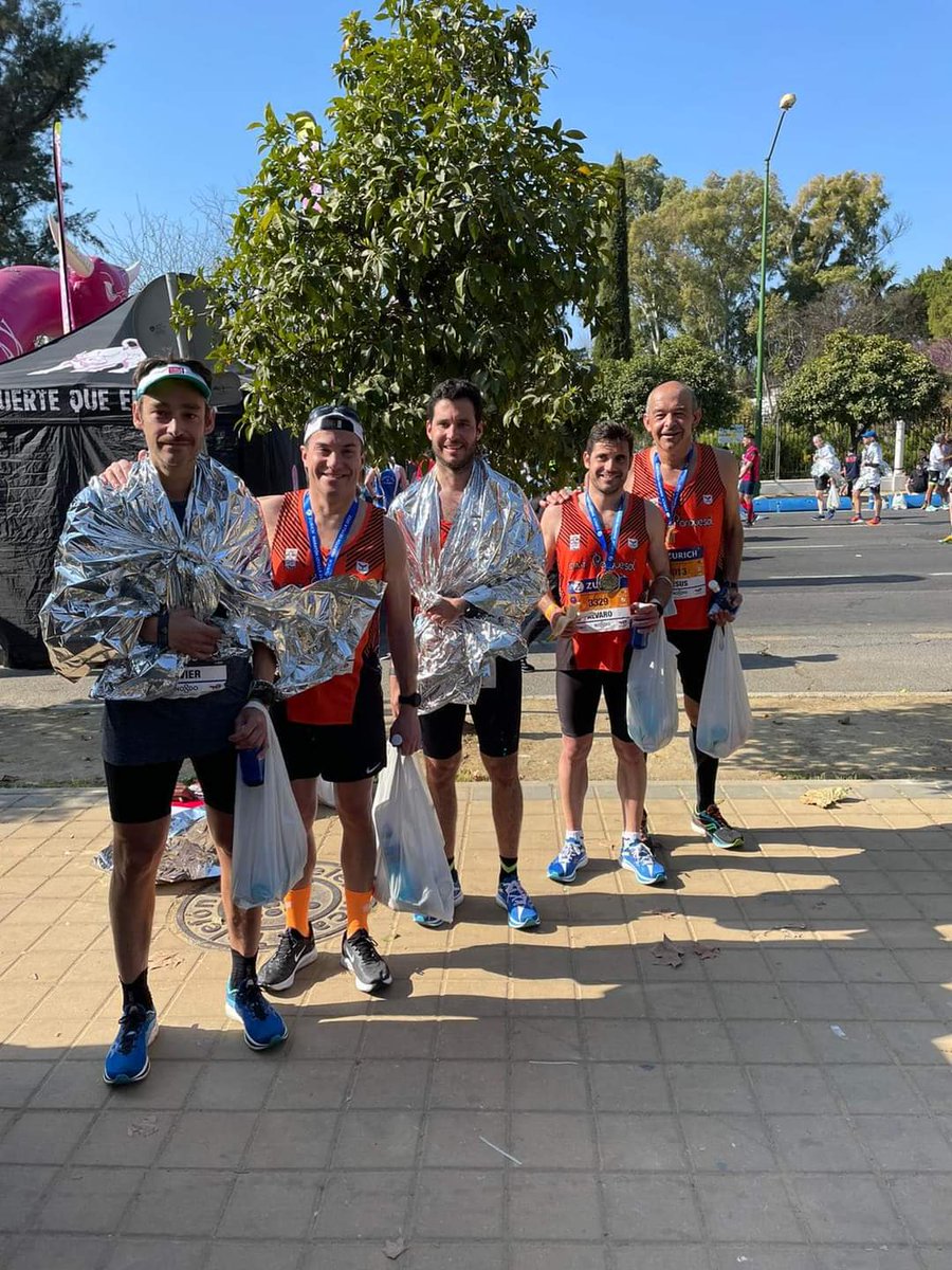 catparquesol's tweet photo. Este finde de semana,nuestros atletas han disfrutado en el maratón de Sevilla, ¡Enhorabuena a todos! @MaratonSevilla https://t.co/WaGrlSSvvq