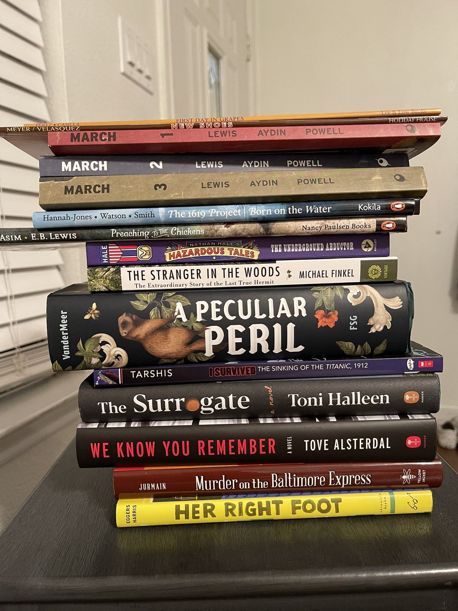 MsAsThoughts's tweet photo. My stack for this week!! @UHCLLiteracy #LLLS63334 https://t.co/PTKQUjwpZO