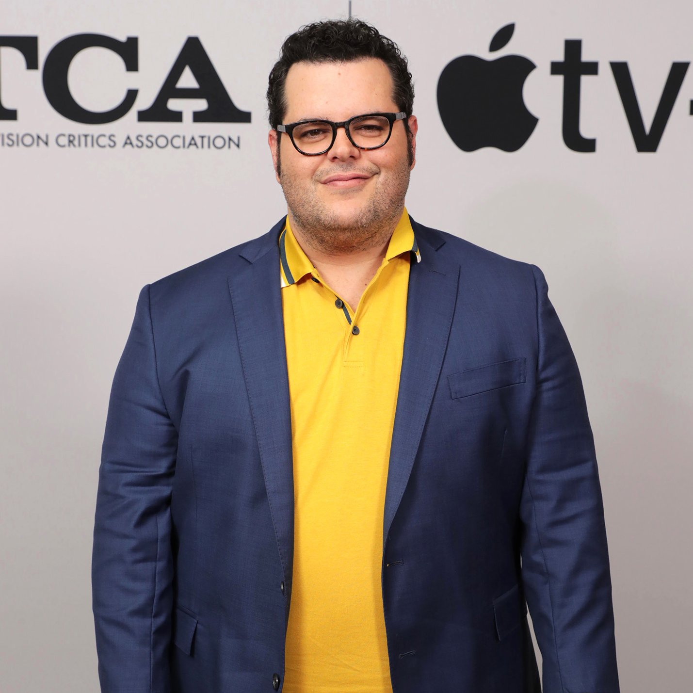 Happy birthday Josh Gad  