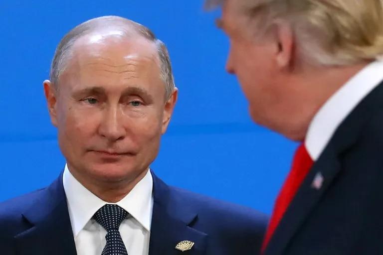 LANACION's tweet photo. Donald Trump dice que “de ninguna manera” Rusia hubiera invadido Ucrania si él hubiera sido el presidente de Estados Unidos https://t.co/TVURIIcjiE https://t.co/OdIWWHj85D