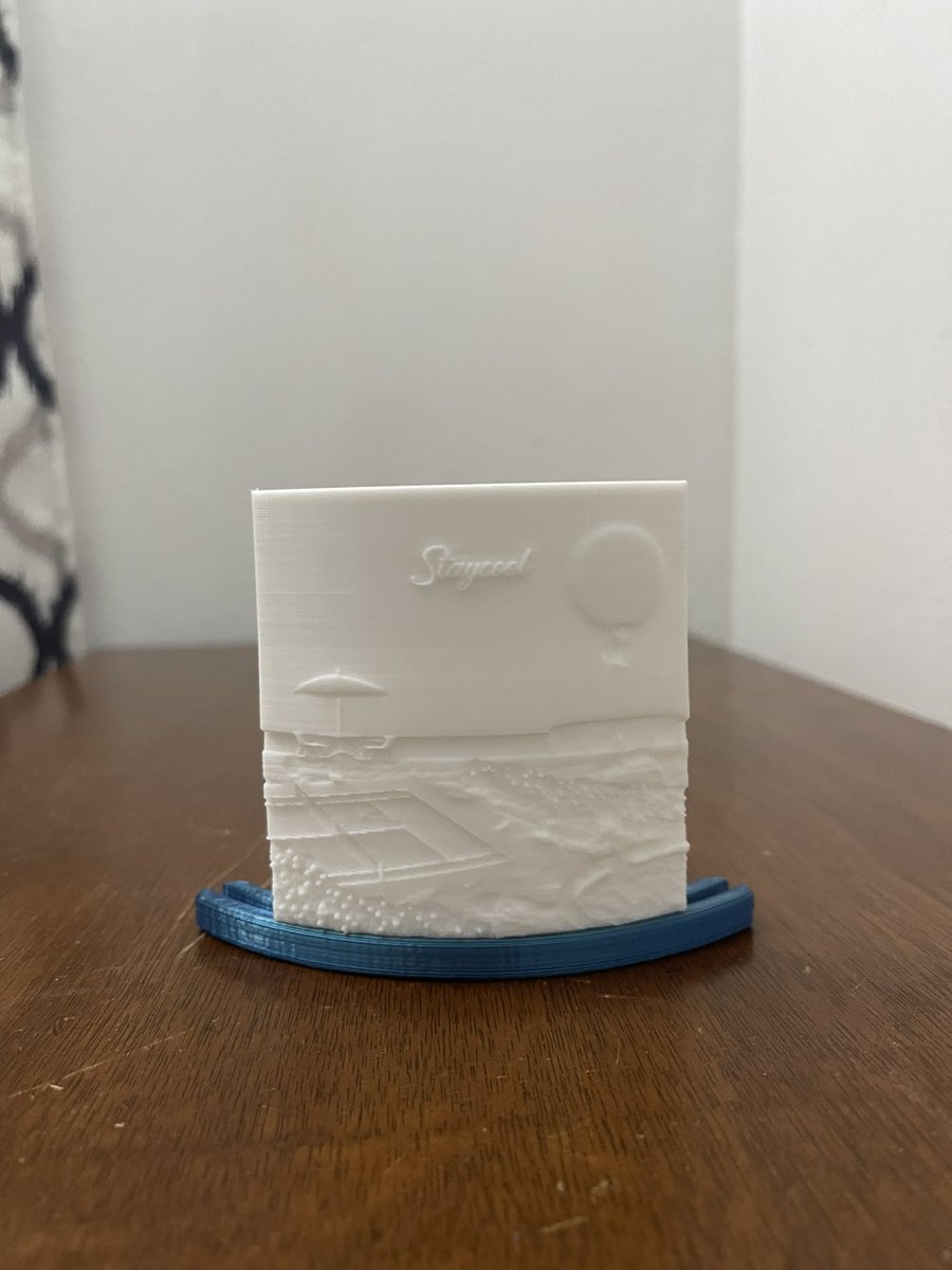 ON_10's tweet photo. @Staycoolnft I made a candle lamp. I wanted to StayCool while sleeping 💜.
It's a litophane made with a 3D printer.
#staycoolworldsart
@Staycoolnft https://t.co/0e4AkB7Eh4