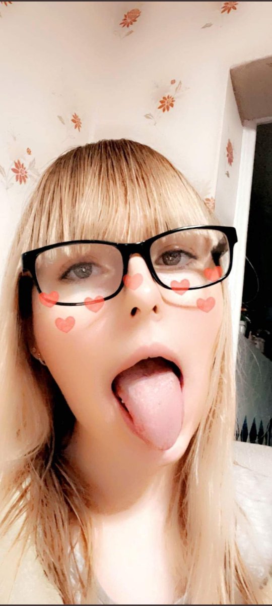 boobssommelier4's tweet photo. Cocks out for this amazing Goddess. Her body is a work of art and could drain ur balls with a single spurt. Worship her.
#wankchat #cocktribute #milf #teen #wife #exposedbabe #exposedwife #hotwife #hugetits #mistress #cuck #cuckold #nsfw https://t.co/nueZLeVd5w
