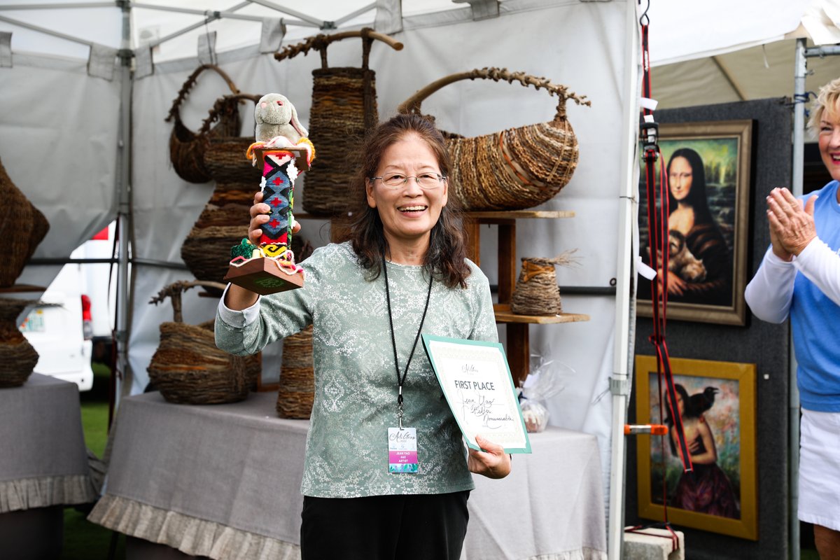 CityofPBG's tweet photo. That's a wrap! 👏 We had so much fun this weekend at @ArtiGras, where talented artists from across the nation came to show and sell their beautiful works of art. 🎨 Photos from the event are now available for viewing on the City's Flickr account --> https://t.co/lPnPeP2RZU. https://t.co/unKLivraYK