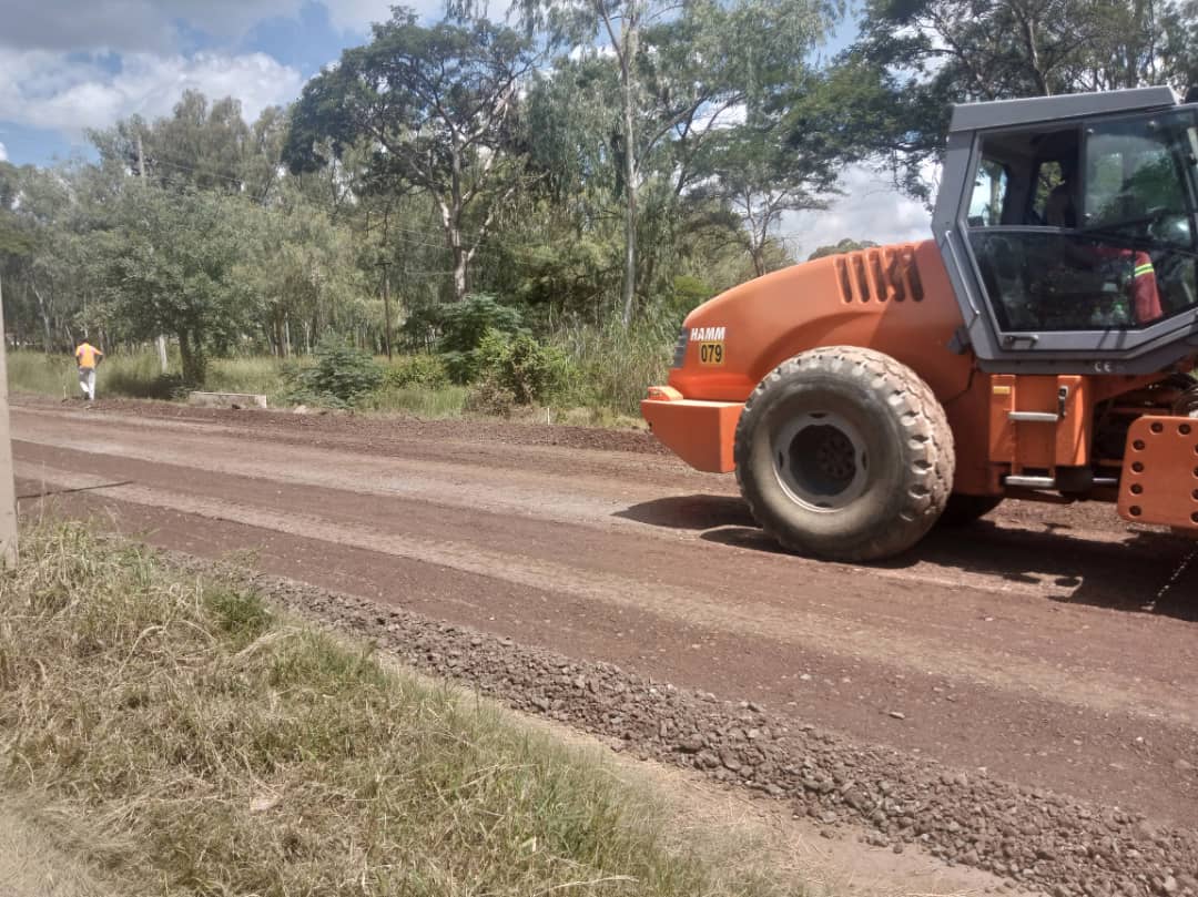 Zim_Vision2030's tweet photo. The @zinaraZW has increased to $17 billion this year from $9,5 billion in 2021, the funding is to be distributed among road authorities across the country’s 10 provinces  under the Government’s ongoing Emergency Road Rehabilitation Programme (ERRP)
#InfrastractureDevelopment https://t.co/9NTJtoQUFH