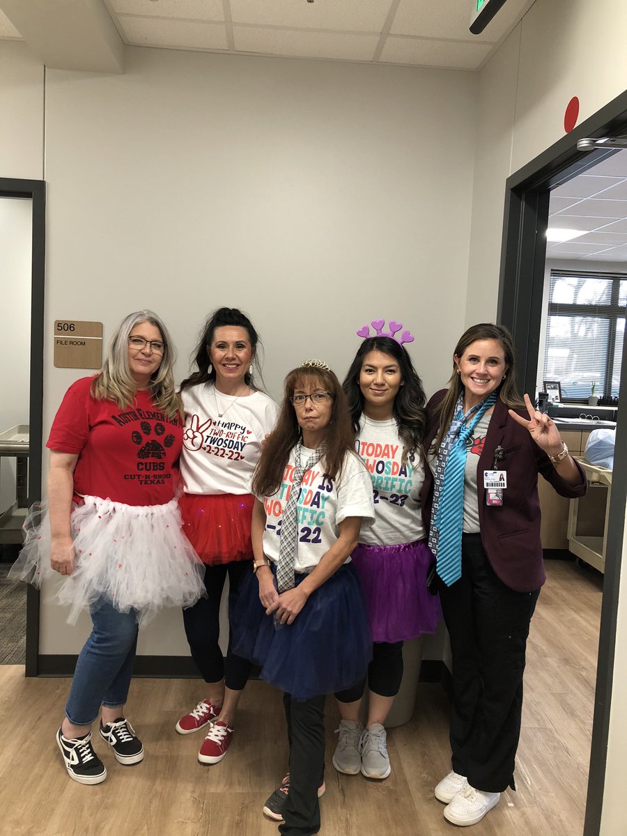 CndRubio's tweet photo. We had such a great time celebrating #Twosday in our Tutus, Ties and Tennis Shoes! @AustinCubs https://t.co/hLVb1YXxMF