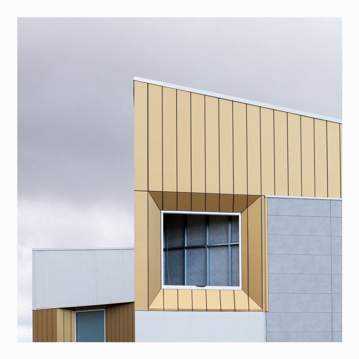 Y2 Architecture tweet media