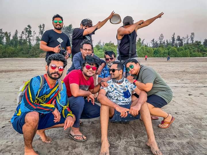 road_thrill's tweet photo. It was a Smashing weekend. Kicking off things pretty early on Saturday morning we rolled towards Diveaghar Beach.  more with ❤️🖤 RoadThrill PUNE 🖤❤️

#RTPune #Pune #RoadThrill #RTFFRT https://t.co/xEAhEttADV
