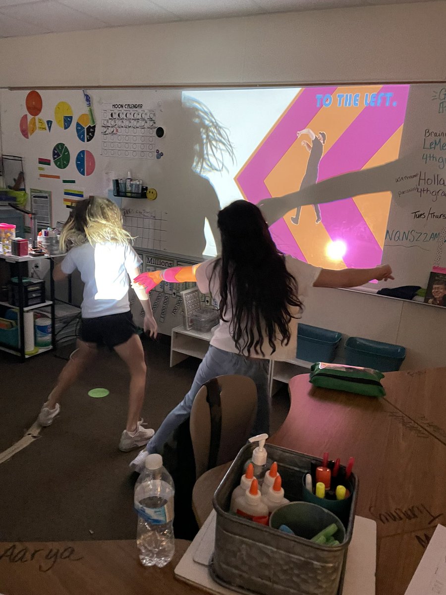 LeMeilleur4thgr's tweet photo. It’s 2:22pm on Tuesday 2-22-22. LET’s DO THE CUPID SHUFFLE!
#ACECubs #22222Day #ACE4thgrade #totheleft https://t.co/DHiFOAEfNC