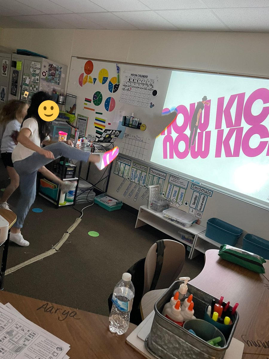 LeMeilleur4thgr's tweet photo. It’s 2:22pm on Tuesday 2-22-22. LET’s DO THE CUPID SHUFFLE!
#ACECubs #22222Day #ACE4thgrade #totheleft https://t.co/DHiFOAEfNC